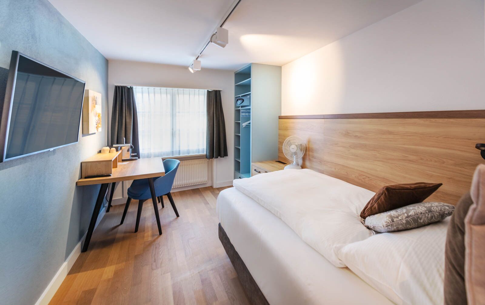 Standard Single Room | Minibar, in-room safe, desk, free WiFi