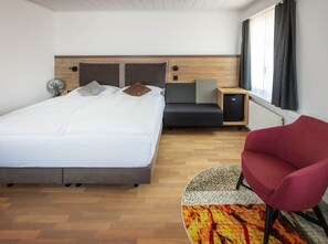 Standard-Doppelzimmer | Zimmersafe, Schreibtisch, kostenloses WLAN