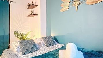 1 chambre, fer et planche à repasser, Wi-Fi, literie fournie