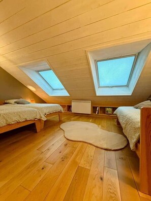 3 chambres, bureau, fer et planche à repasser, Wi-Fi gratuit
