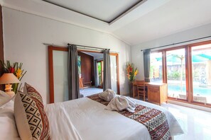 Comfort House, 2 Bedrooms, Patio, Pool View - Tranquil Maha Villa Ubud (Ubud)