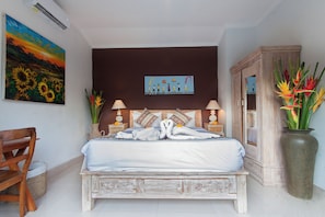 Comfort-Haus, 2 Schlafzimmer, Terrasse, Poolblick