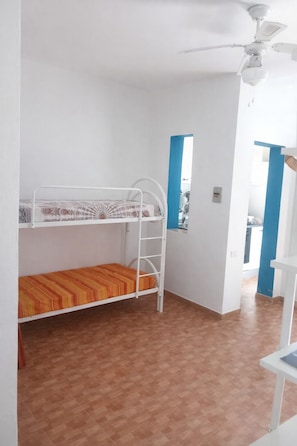 1 habitación, wifi gratis y ropa de cama 