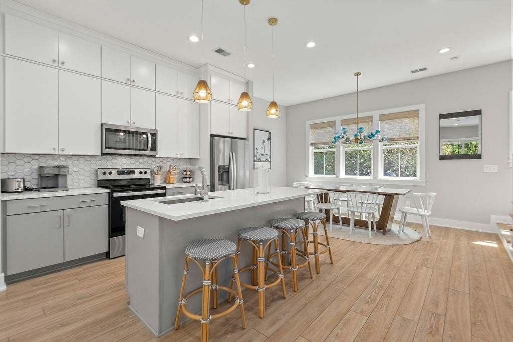 Refrigerador, microondas, horno, placa de cocina