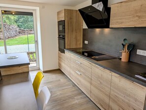 Fridge, microwave, dishwasher