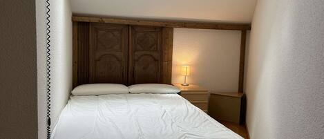 1 室のベッドルーム