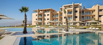 塔加祖特灣麗笙公寓  