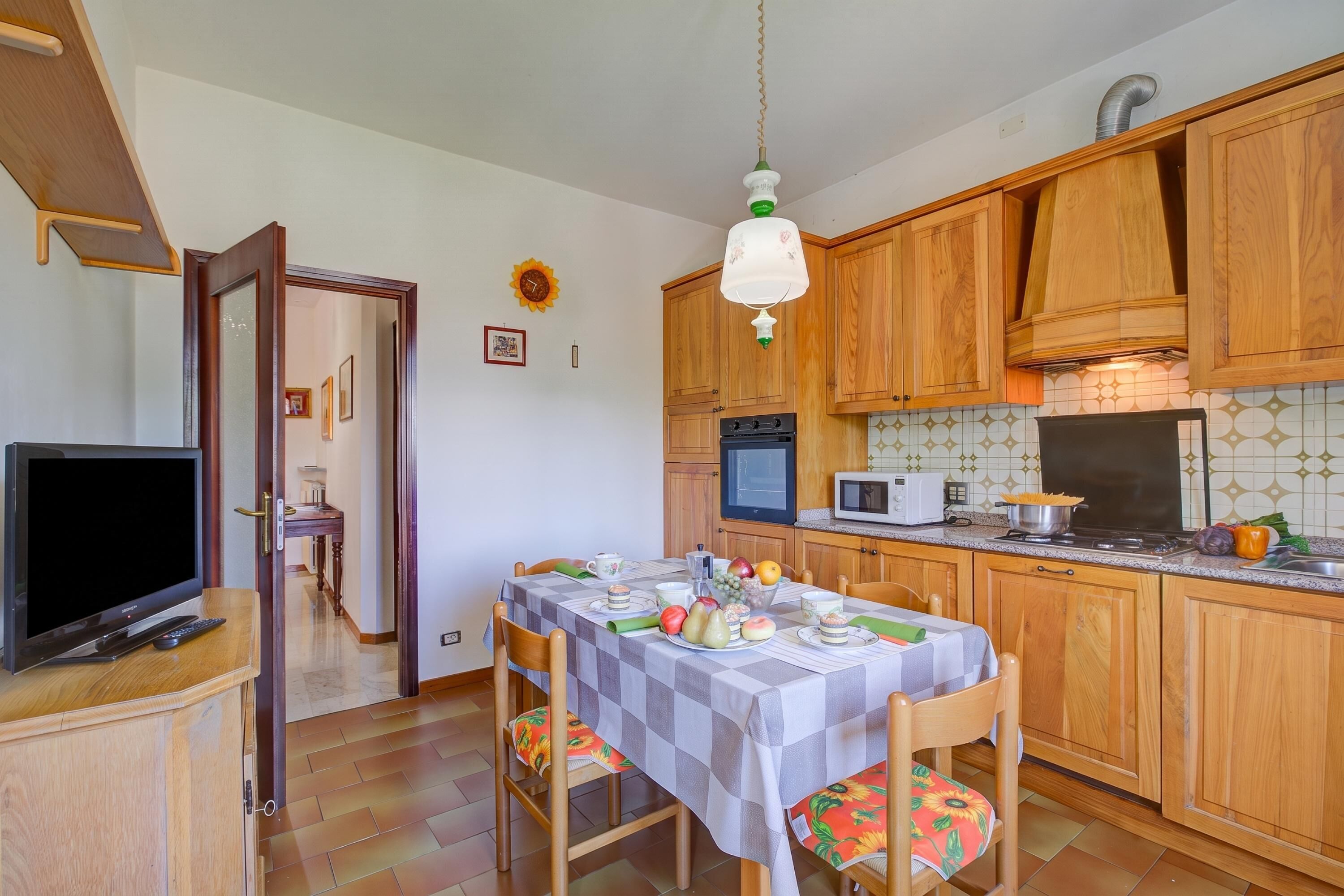 Appartement Familial, 2 chambres, balcon (A Due Passi Dal Bosco: Hillside) | Restauration