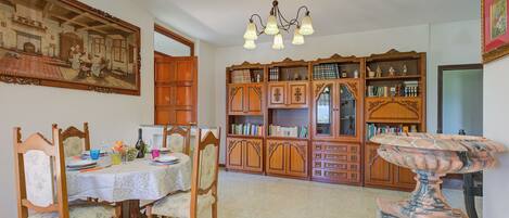 Appartement familial, plusieurs chambres (A Due Passi Dal Bosco) | Restauration