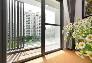 Room - Royal State Nguyen Luong Bang (Ho Chi Minh City)