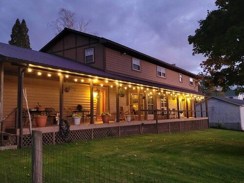 Meadowview Solar Haven - Hot Tub