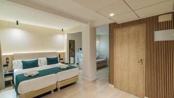 Suite estudio estándar, no fumadores | Minibar, wifi gratis, ropa de cama