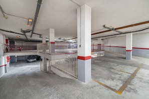 Parking - Dorma Gaudea Santa Pola (Santa Pola)