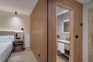 Minibar, wifi gratis, ropa de cama