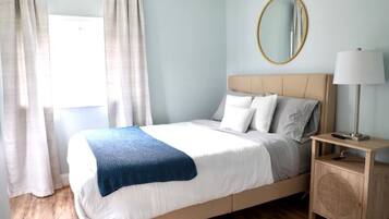 1 chambre, fer et planche à repasser, Wi-Fi gratuit, draps fournis