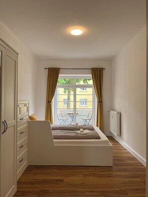1 chambre, bureau, Wi-Fi, draps fournis