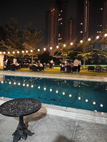 Embrace Nature: Your Tranquil Farm Stay Awaits!