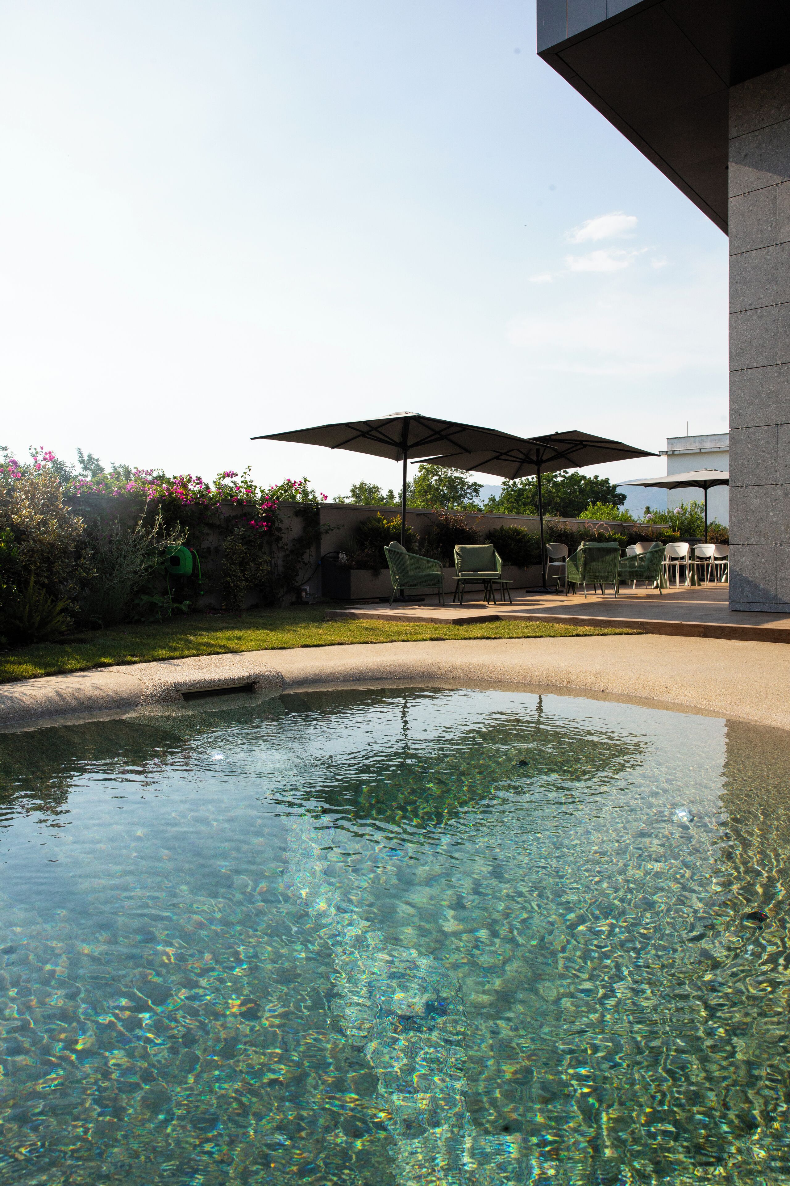 Piscina externa sazonal