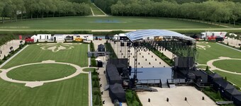 Chalet 'delachapelle - Zoo 4km' with Private Terrace, Shared Garden & Wi-Fi