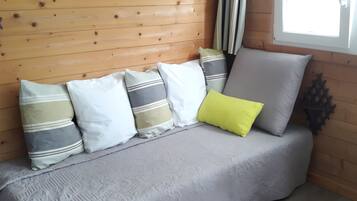 1 chambre, fer et planche Ă  repasser, Wi-Fi, draps fournis