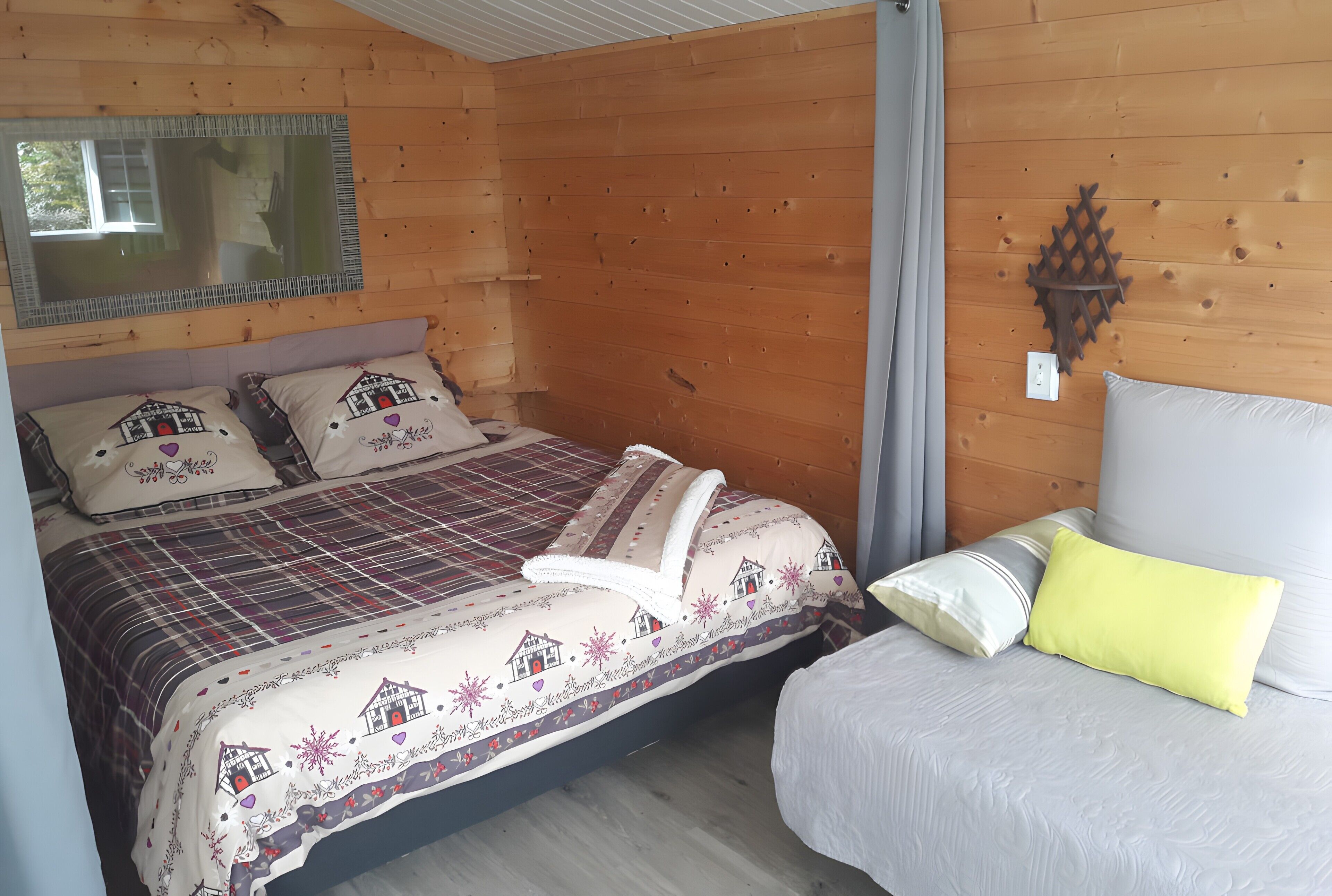 1 chambre, fer et planche à repasser, Wi-Fi, draps fournis