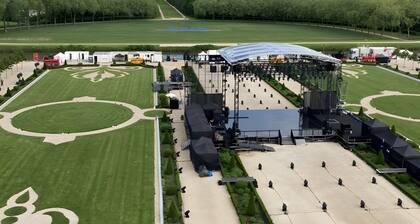 Chalet 'delachapelle - Zoo 4km' with Private Terrace, Shared Garden & Wi-Fi