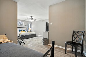 3 bedrooms, WiFi, bed sheets