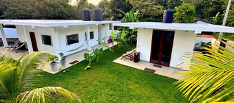 Aliya Watunu Hena - One-Bedroom Cabin in Tangalle
