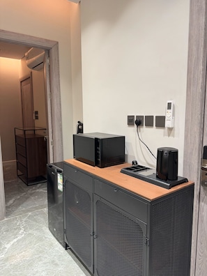 Appartement Luxe, 1 chambre | Cuisine privée | Mini réfrigérateur, micro-ondes