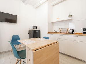 Comfort-Studio | Verdunkelungsvorhänge, Bügeleisen/Bügelbrett, kostenloses WLAN