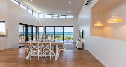 YUTORI BEACH HOUSE SUNRISE - Ocean views