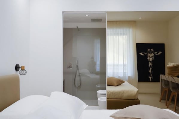 2 bedrooms