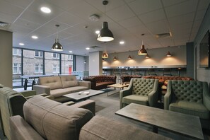 Sala de estar en el lobby