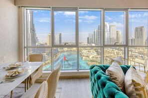 View from property - Durrani Homes - Supreme 5BR besides Dubai Mall With Burj Khalifa and Fountain view (Dubai)