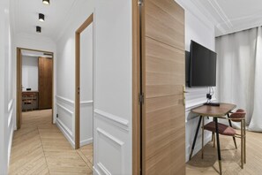 20260430-RUE-LA-FAYETTE-17