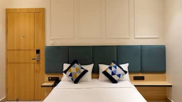 Superior-Zimmer | Betten mit Memory-Foam-Matratzen, Zimmersafe, Schreibtisch