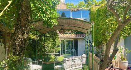 Spacieuse maison de 5 chambres à Tourbes avec climatisation - à 5 min de Pézenas