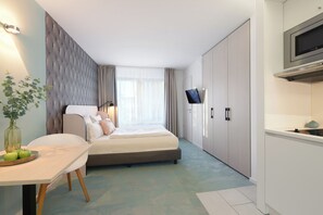 Studio | Zimmersafe, kostenloses WLAN