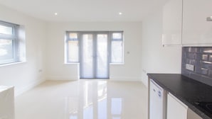 Room - Bridge Road - Room 1 (Southampton)