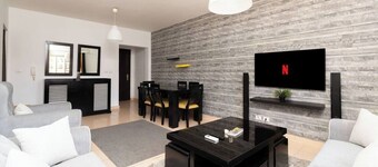 3Beds Apartment in Rehab City