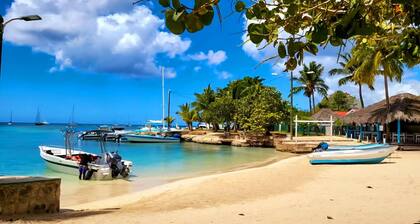 Welcome to our home away from home! Only 5 minutes walk from the beach & village