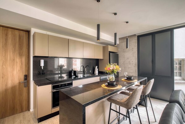 Fridge, microwave, oven, stovetop