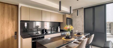 Fridge, microwave, oven, stovetop