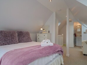 1 bedroom, individually decorated, individually furnished, free WiFi - Cherry Pip (Bridport)