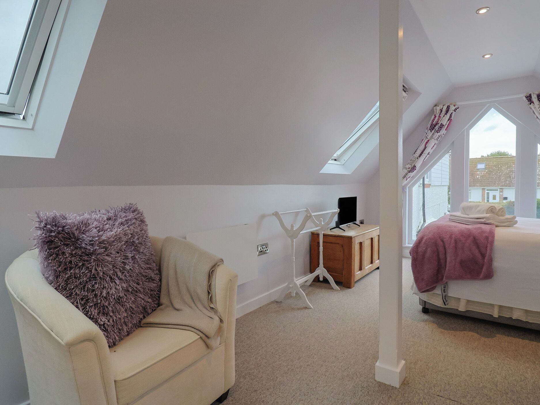 1 غرفة نوم وبديكورات فريدة لكل غرفة وطراز فريد لكل وحدة وواي فاي مجانًا