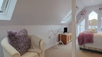 1 bedroom, individually decorated, individually furnished, free WiFi