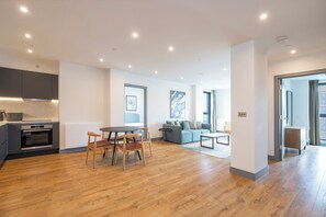 Apartment, Accessible | 2 bedrooms, Internet - Urban Vista Rooftop Living (London)