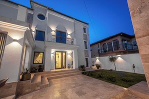 Exterior - Thaya Rooms (Mangalia)