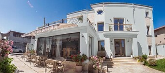 Thaya Rooms