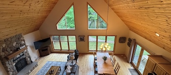 Stepaway Vacation Rentals- Stay-A-While